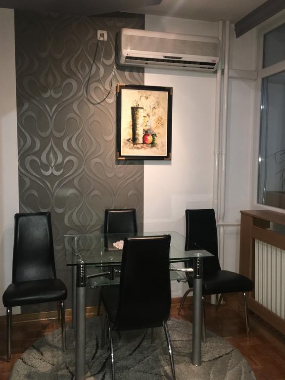 Apartment Milos Belgrado Buitenkant foto
